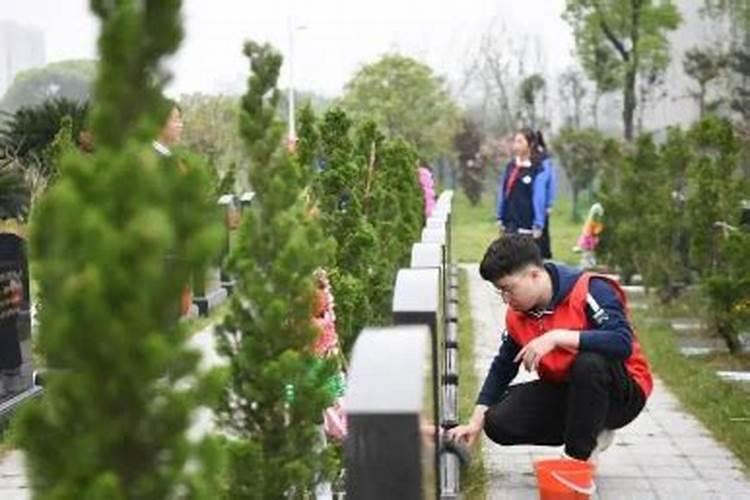 清明节凌晨出生的人