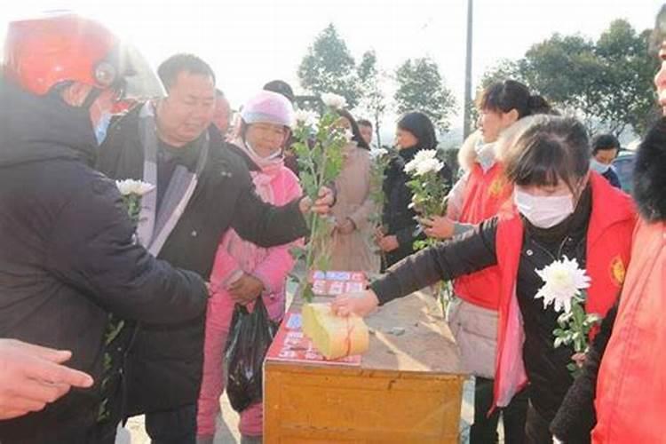 梦见妈妈又生了小孩