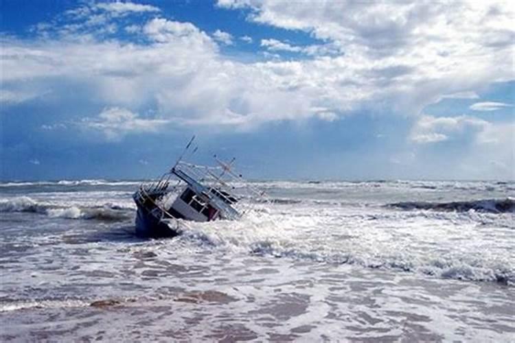 梦见大海涨潮自己逃生成功