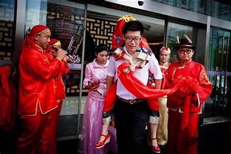 属猪结婚当天忌讳什么属相