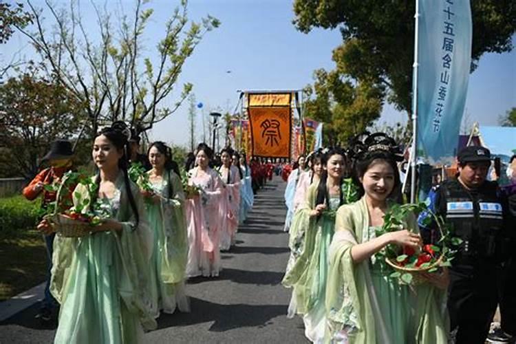 本命年领结婚证不办婚礼好吗女生