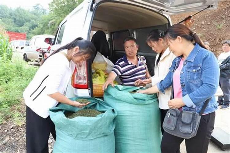 梦见已故亲人和自己告别什么预兆