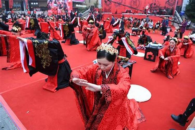 老人去世第一年清明怎么祭拜