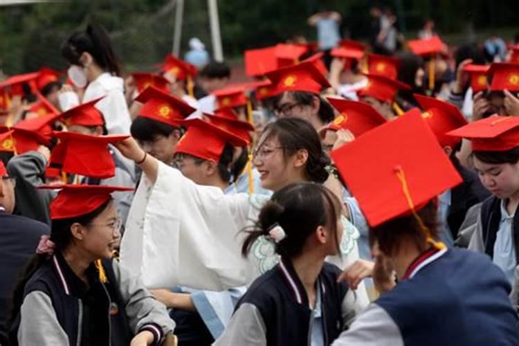 初中生成绩差上什么学校