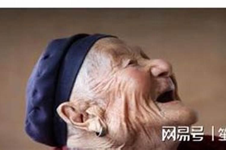 梦见看见死去的爷爷奶奶