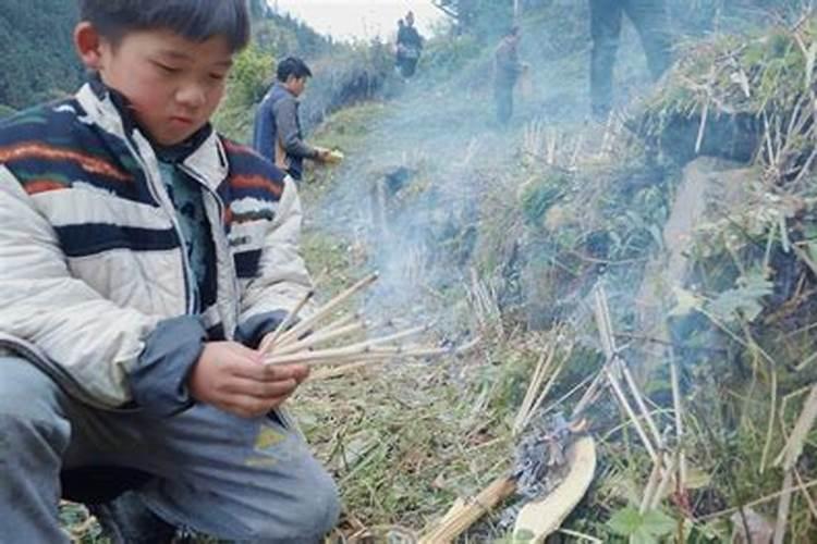 梦到清明节烧纸是什么意思