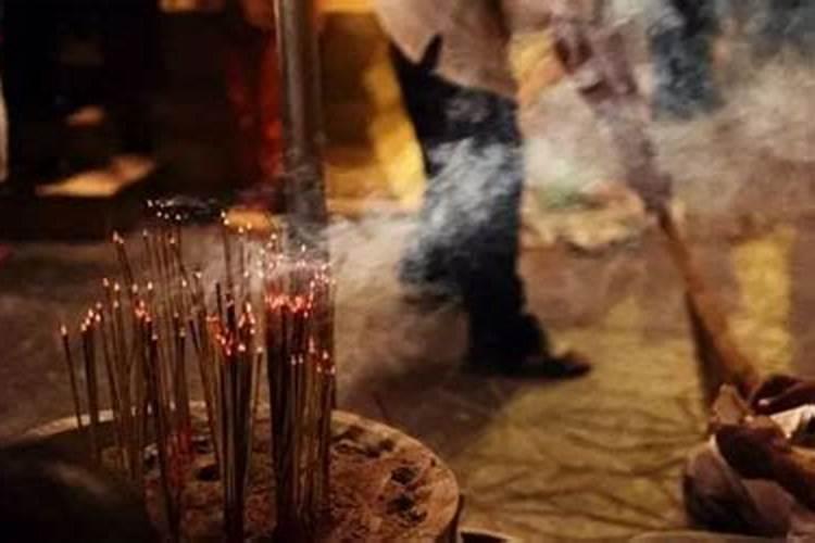 财神节要去寺庙祭拜吗女生