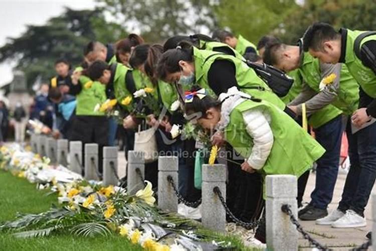 有人认为在清明节人们祭祀