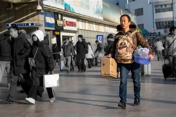 女生晚上做梦梦到鬼说明什么原因呀