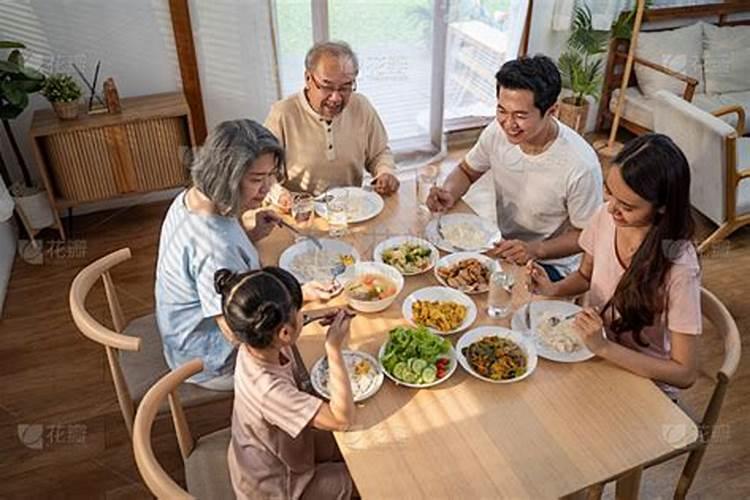 梦到和爷爷奶奶吃饭怀孕