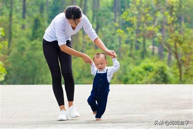 孕妇梦见和小孩牵手