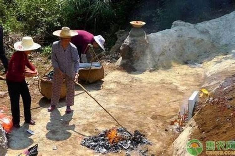 怀孕期间能不能上坟祭祀亲人