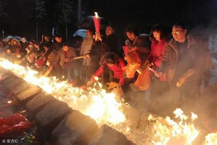 财神节放炮烧纸什么寓意