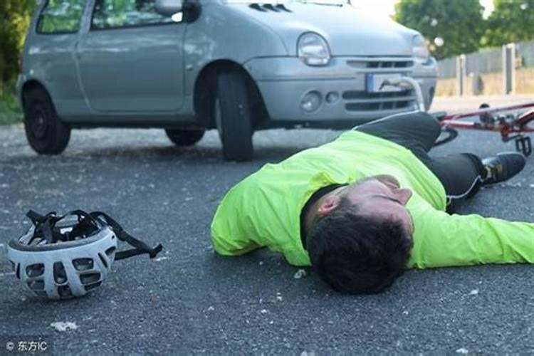 梦到男友车祸死亡什么预兆