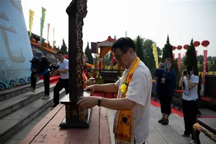 广州中元节祭祖