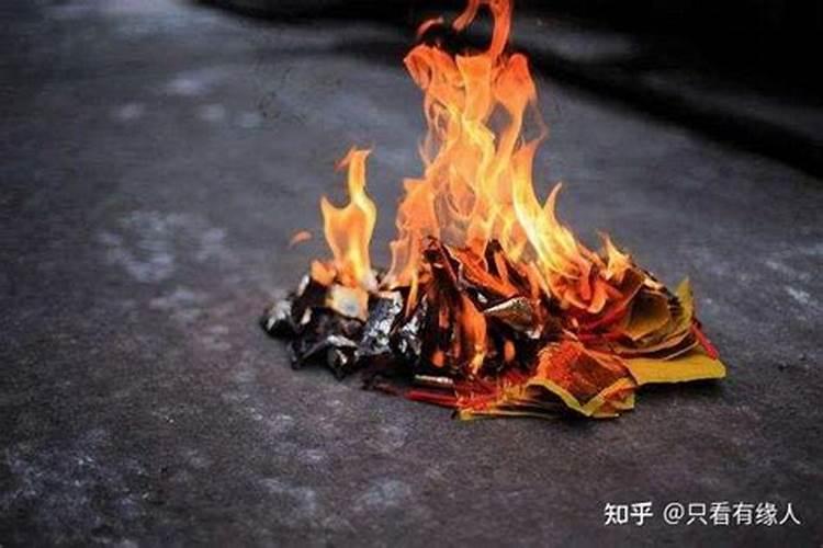 清明节祭祀祖先时烧纸钱合情合理吗